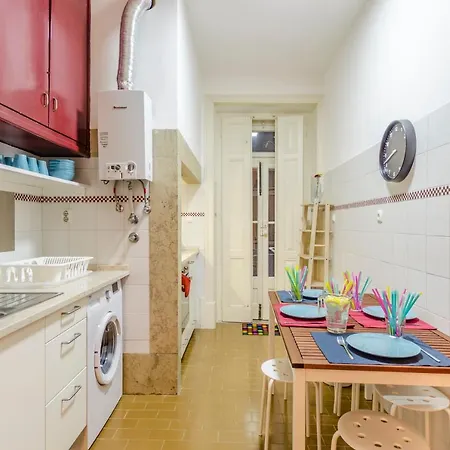 Flh Spacious Flats Near Avenida Da Liberdade Appartamento Lisbona