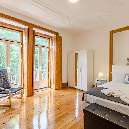 Flh Spacious Flats Near Avenida Da Liberdade Appartamento Lisbona
