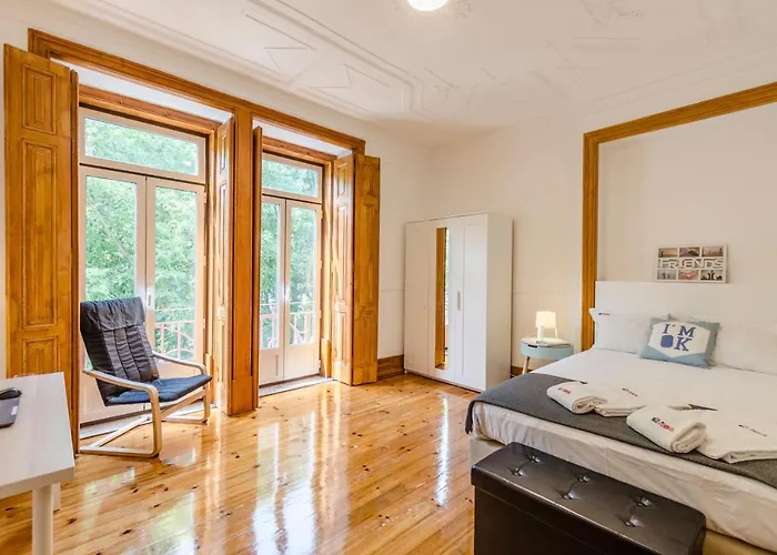 Flh Spacious Flats Near Avenida Da Liberdade Appartamento Lisbona